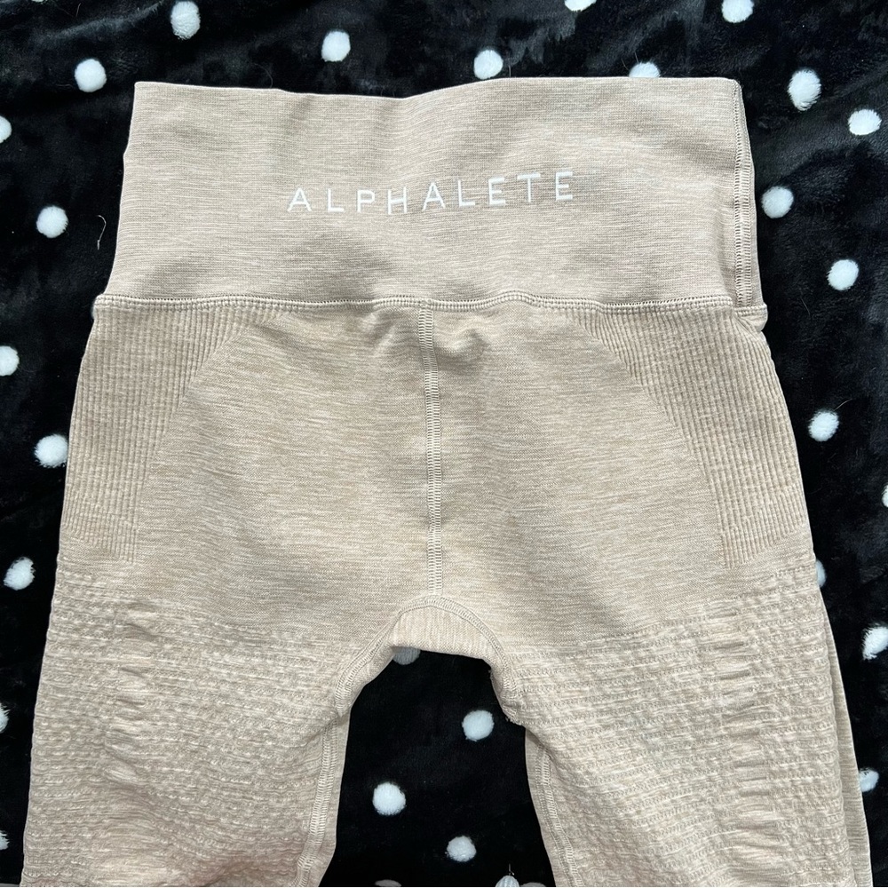 Alphalete Leggings size Medium